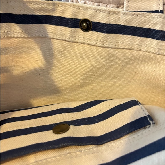 Striped Gold and Navy Tote Bag Baggu x West Elm collab. - Picture 7 of 10